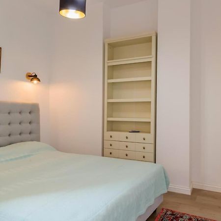 Inova Central Apartment Бухарест Екстер'єр фото