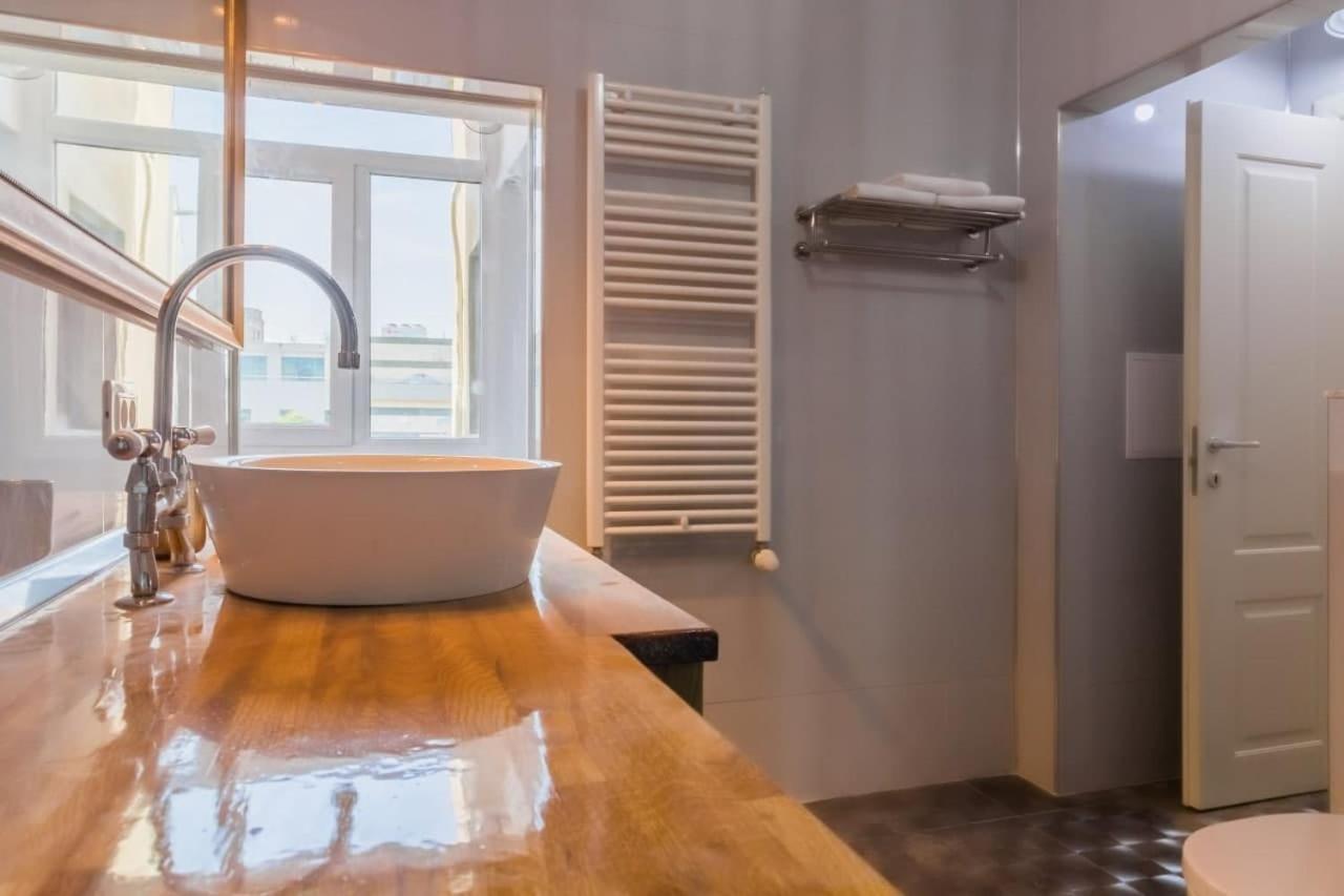 Inova Central Apartment Бухарест Екстер'єр фото