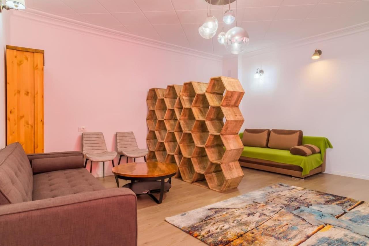 Inova Central Apartment Бухарест Екстер'єр фото